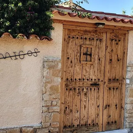 Los Amigos Villa *