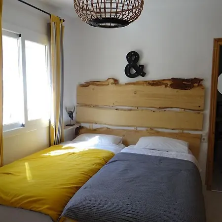 Los Amigos Villa